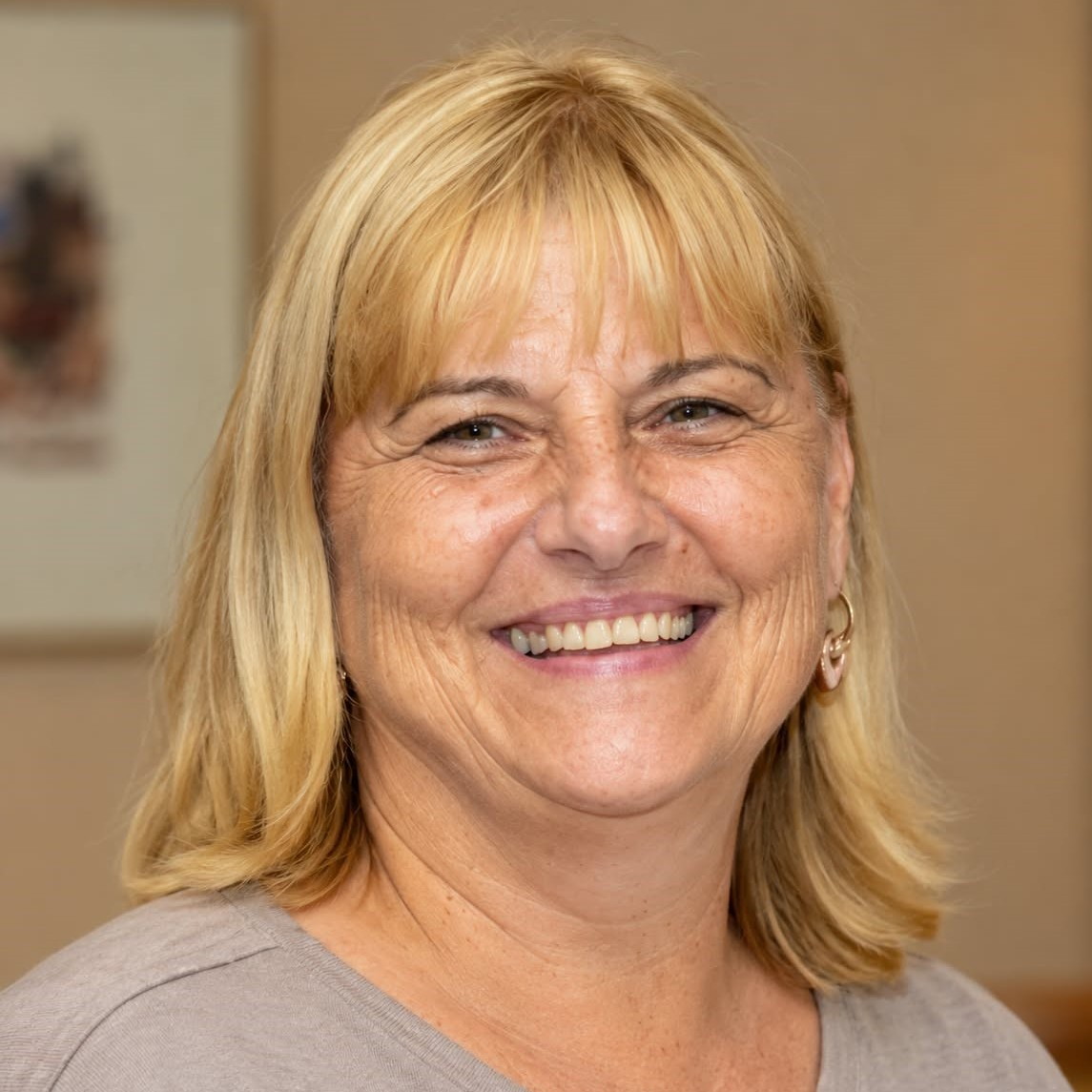 Anita Kuess.jpg
